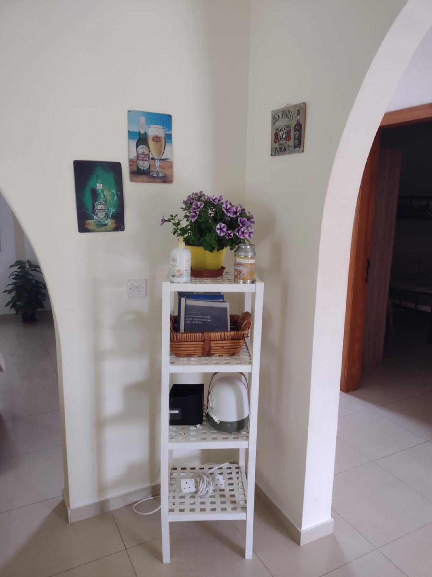 Confortable And Quiet Apartment In St. Julian Сент Джулианс Номер фото
